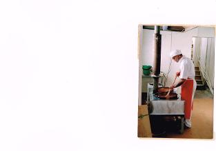 MAKING CANDY THE OLD FASHIONED WAY